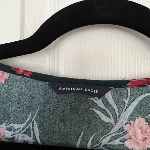 Flowy tie front blouse - Picture 3 of 5